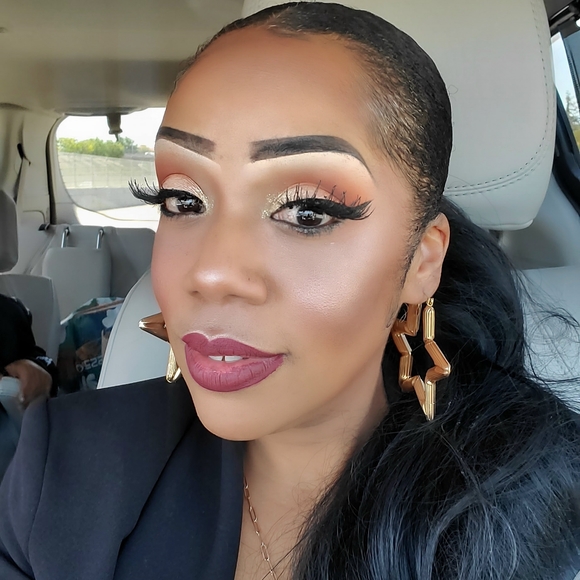 Meet your Posher, Adaysha - Picture 1 of 16